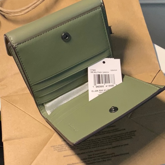 Coach wallet - Picture 2 of 3